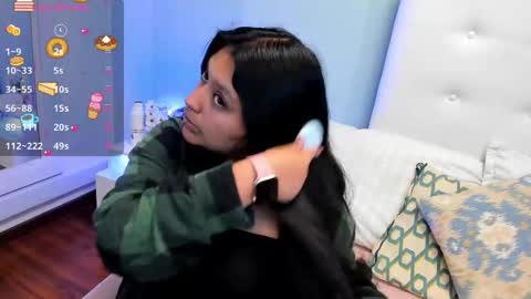 Snapshot of lucianabrooks chatting on December 15, 11:31 pm Luciiana online show from December 15, 11:31 pm