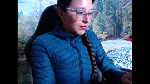 Lucy online show from September 30, 10:15 pm