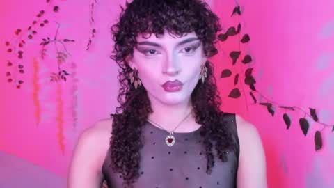 Lucy or Lucian 3 Come to my social Links3   online show from June 18, 10:52 am