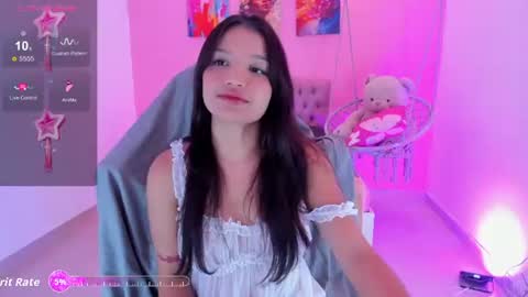 lucibunny__1 online show from June 20, 8:33 pm