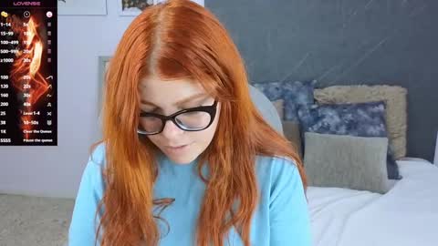 Lucie   online show from December 30, 8:58 pm