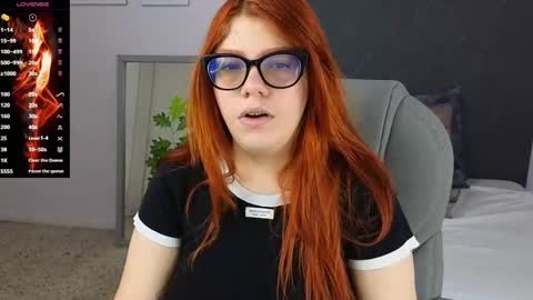 Lucie   online show from January 3, 7:29 pm