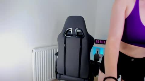 Lucie Winters online show from July 2, 7:58 am