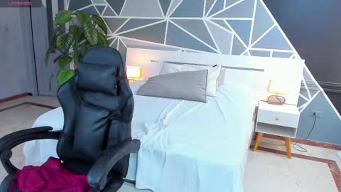 Snapshot of lucifer_dauhgter chatting on February 27, 2:54 pm Lucy online show from February 27, 2:54 pm