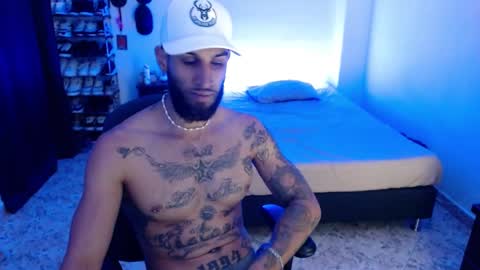 Snapshot of luciifer_hills chatting on March 11, 5:35 pm luciifer_hills online show from March 11, 5:35 pm