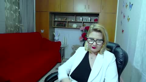 Lucille Fenly online show from February 26, 12:38 am