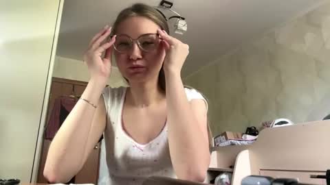 Maya online show from May 28, 6:21 am