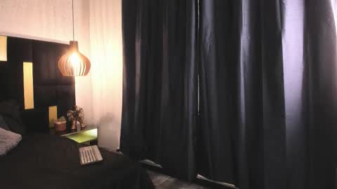 Lucio online show from February 11, 11:59 am