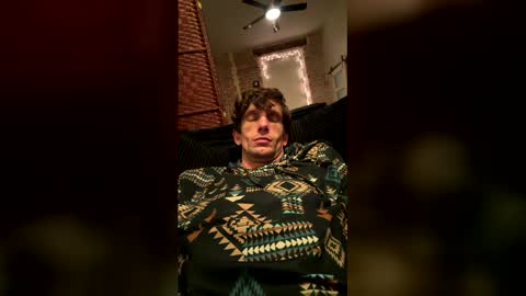 Snapshot of lucky_bme chatting on January 11, 8:41 am lucky_bme online show from January 11, 8:41 am