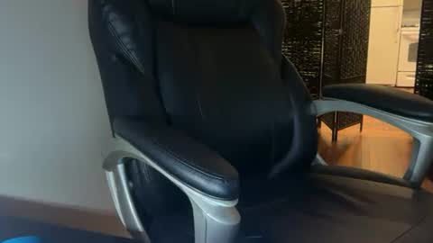 lucky_bme online show from March 29, 2:00 am