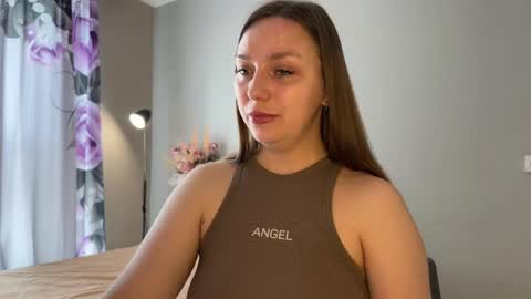lucky_foryou_baby online show from May 1, 9:14 am