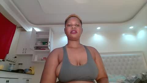 Snapshot of lucky_joy chatting on April 25, 12:46 am Lucky joy online show from April 25, 12:46 am
