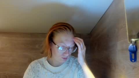 Snapshot of lucky_licky20 chatting on February 5, 4:27 am lucky_licky20 online show from February 5, 4:27 am