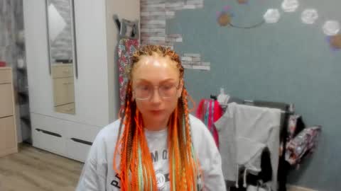 Snapshot of lucky_licky20 chatting on October 28, 1:20 am lucky_licky20 online show from October 28, 1:20 am