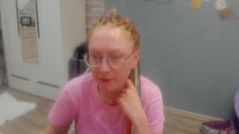 Snapshot of lucky_licky20 chatting on November 19, 2:11 am lucky_licky20 online show from November 19, 2:11 am