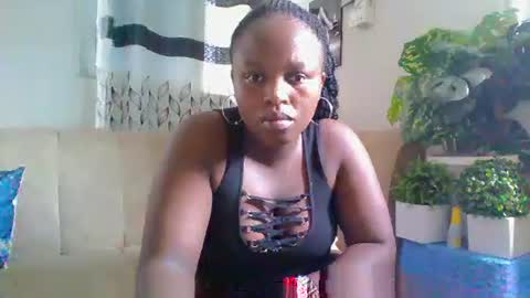 Snapshot of luckyawesome chatting on October 16, 6:03 am Crisiah online show from October 16, 6:03 am