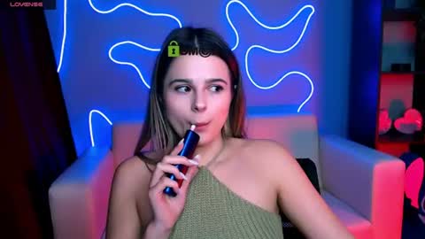 Mila Sweetheart online show from June 26, 9:08 pm