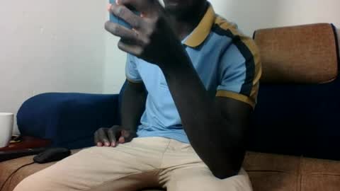Snapshot of luckyboys12 chatting on August 4, 8:11 pm luckyboys12 online show from August 4, 8:11 pm