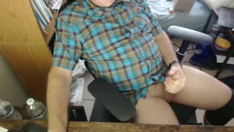 Snapshot of luckycharms9595 chatting on January 14, 8:26 pm luckycharms9595 online show from January 14, 8:26 pm