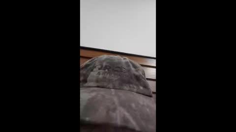 luckyfalcon2022 online show from April 26, 6:22 am