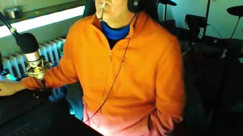        call me  Stefan online show from March 6, 7:05 am