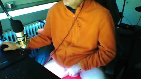        call me  Stefan online show from March 21, 7:57 am