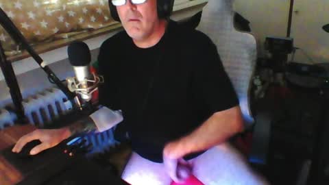 Snapshot of luckyfreak1 chatting on July 13, 1:03 pm call me Stefan online show from July 13, 1:03 pm