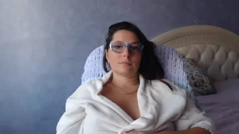 luckylinda23 online show from September 28, 9:47 am