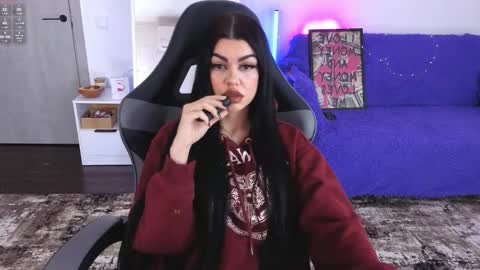 Monika online show from February 6, 12:52 pm