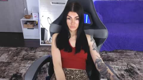 Monika online show from April 25, 1:41 pm