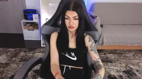 Snapshot of luckyrebel_ chatting on May 9, 6:40 am Monika online show from May 9, 6:40 am
