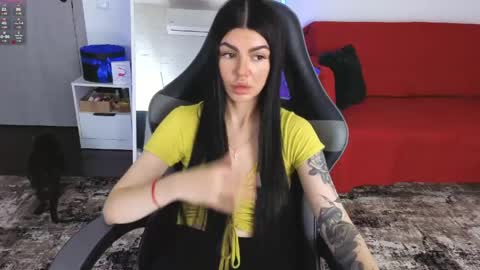 Snapshot of luckyrebel_ chatting on May 25, 8:53 am Monika online show from May 25, 8:53 am