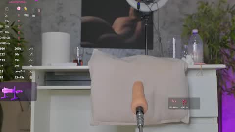Snapshot of luckystrikee_ chatting on March 11, 2:10 am Alice online show from March 11, 2:10 am