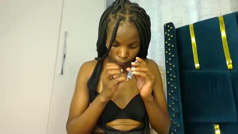 brielle online show from October 13, 6:57 am