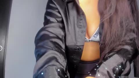   online show from October 26, 4:07 am