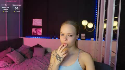 Lucy online show from December 16, 6:07 am