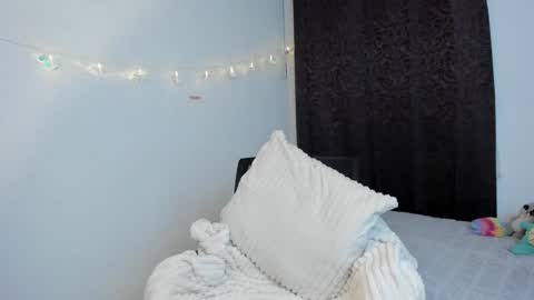 Lucia online show from December 4, 12:19 am