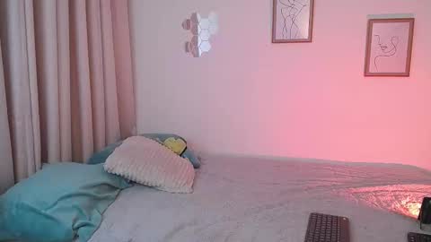 Lucia online show from November 23, 1:16 am