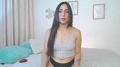 Lucia online show from April 21, 1:42 am