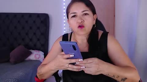 Snapshot of lucy_chanel chatting on December 9, 9:37 pm lucy online show from December 9, 9:37 pm