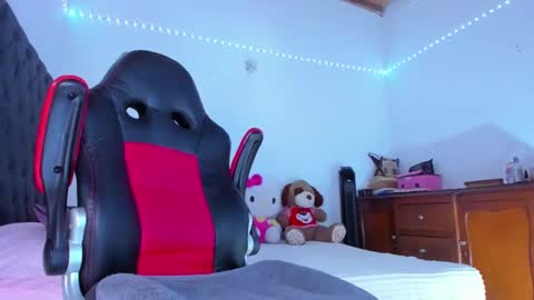 lucy online show from November 23, 9:14 pm