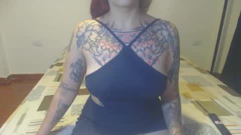 Snapshot of lucy_dreams69 chatting on February 23, 1:35 am Lucia online show from February 23, 1:35 am