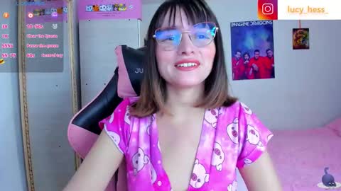 Lucy online show from December 18, 5:52 pm