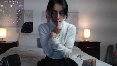 Snapshot of lucy_joi chatting on February 28, 10:06 pm Luciana online show from February 28, 10:06 pm