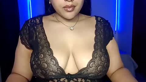 Lucy online show from December 15, 1:32 am