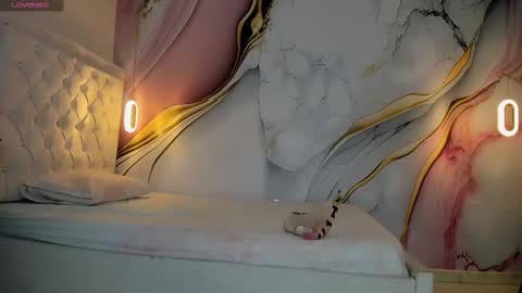 Lucy online show from November 21, 11:42 am