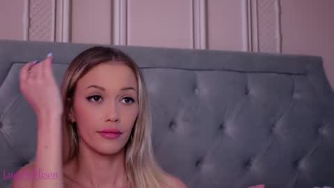 LucyAddison online show from November 28, 7:49 pm