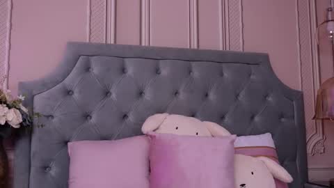 LucyAddison online show from March 19, 4:38 am