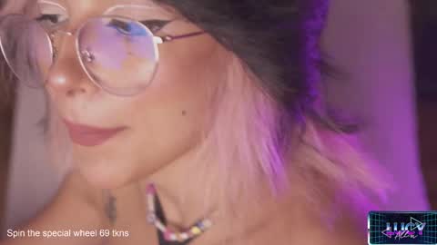 Lucy Alien  online show from January 27, 9:44 pm