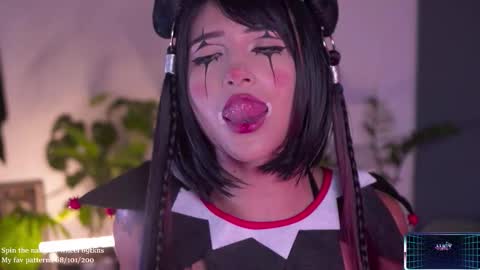 Lucy Alien  online show from October 27, 10:14 pm